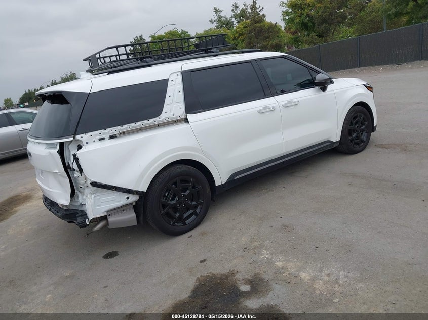 2026 Kia Carnival VIN KNDNE5K36T6558738 IAAI salvage auction — REAR END, Salvage (California), sold $21,100 on 2026-07-17 (photo 4)