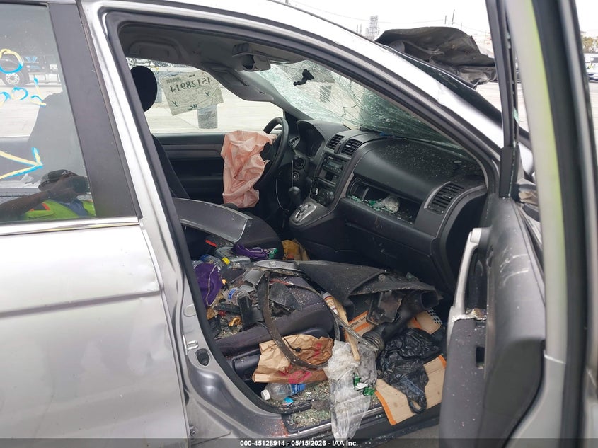 2007 Honda Cr-v VIN JHLRE38347C004671 IAAI salvage auction — ROLLOVER, Non-Repairable (California), sold $250 on 2026-07-08 (photo 5)