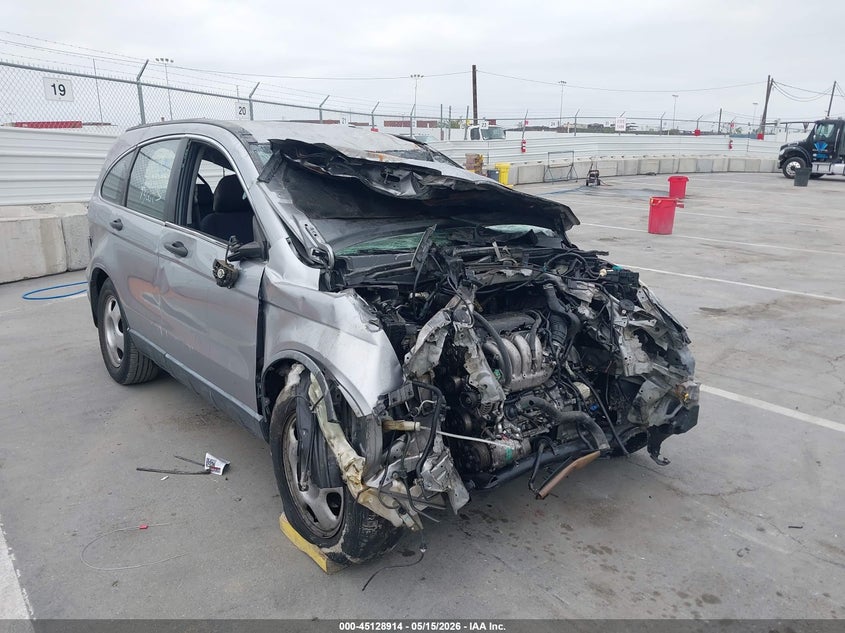 2007 Honda Cr-v VIN JHLRE38347C004671 IAAI salvage auction — ROLLOVER, Non-Repairable (California), sold $250 on 2026-07-08 (photo 6)