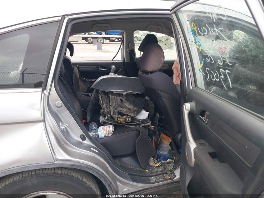 2007 Honda Cr-v VIN JHLRE38347C004671 IAAI salvage auction — ROLLOVER, Non-Repairable (California), sold $250 on 2026-07-08 (photo 8)