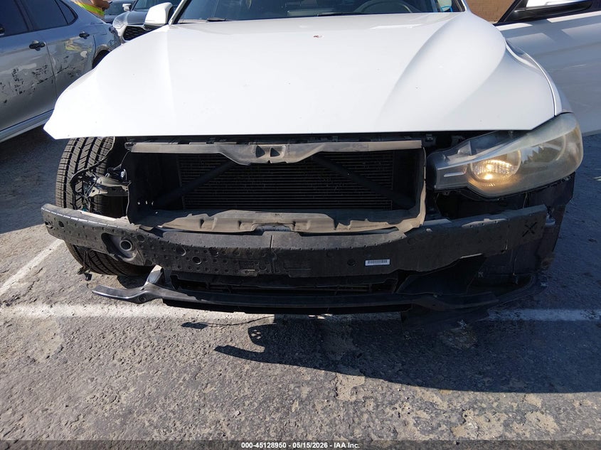 2013 BMW 3er VIN WBA3A5C52DF603725 IAAI salvage auction — FRONT END, Salvage (California), sold $1,800 on 2026-07-08 (photo 6)