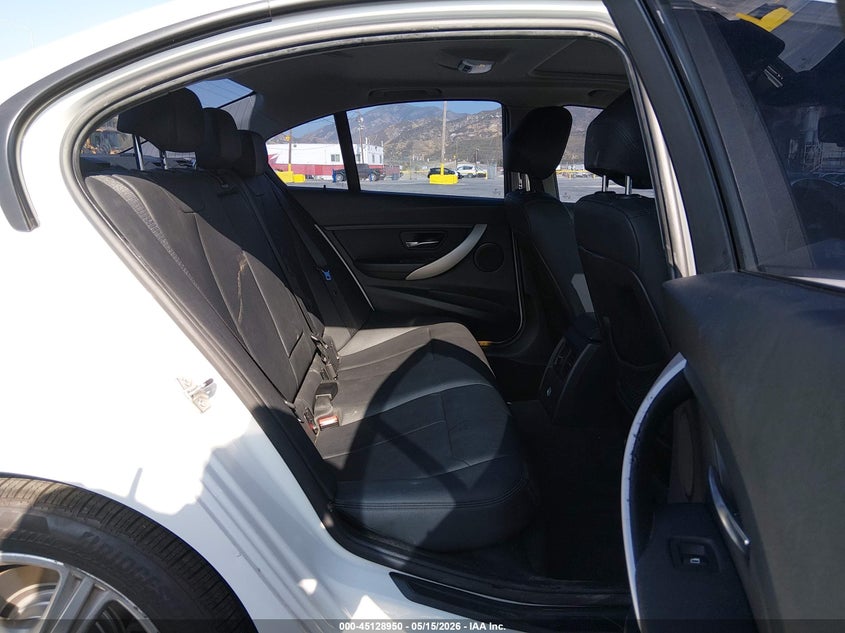 2013 BMW 3er VIN WBA3A5C52DF603725 IAAI salvage auction — FRONT END, Salvage (California), sold $1,800 on 2026-07-08 (photo 8)