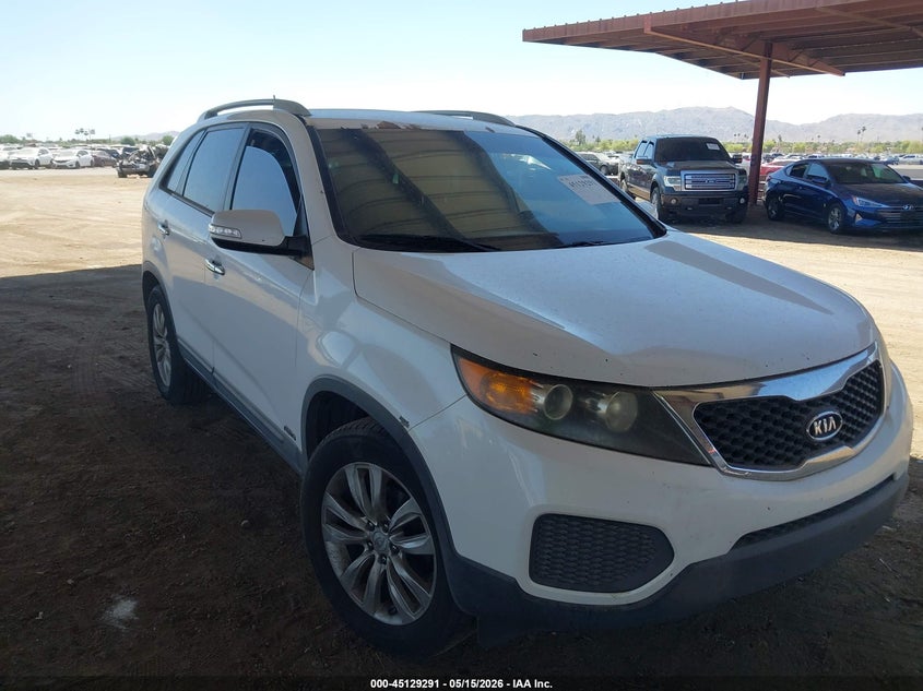 2011 Kia Sorento VIN 5XYKTDA21BG105523 IAAI salvage auction — NORMAL WEAR, Clear-Dealer Only (Arizona), sold $550 on 2026-07-28 (photo 1)