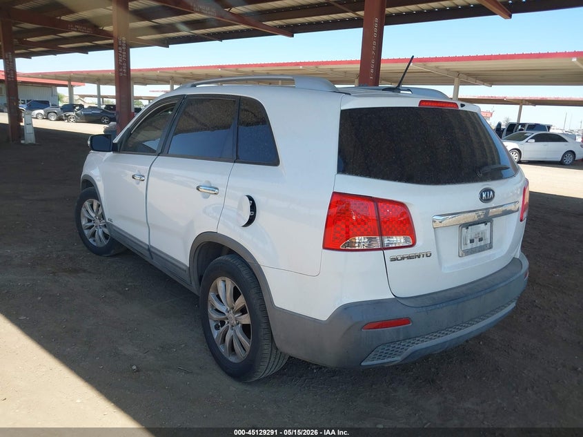 2011 Kia Sorento VIN 5XYKTDA21BG105523 IAAI salvage auction — NORMAL WEAR, Clear-Dealer Only (Arizona), sold $550 on 2026-07-28 (photo 3)