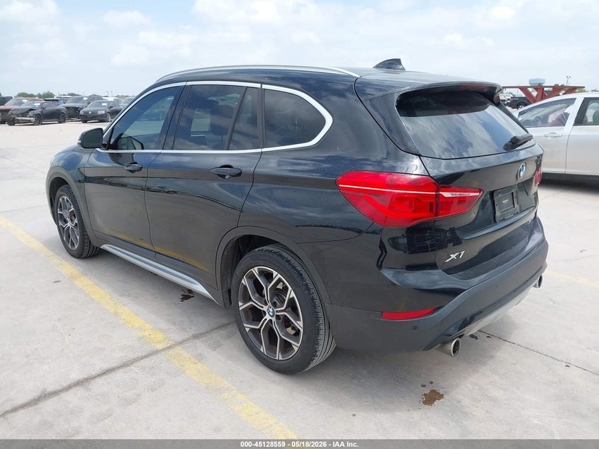 2022 BMW X1 VIN WBXJG7C0XN5V40862 IAAI salvage auction — FRESH WATER, Salvage Title, sold $8,675 on 2026-07-27 (photo 3)