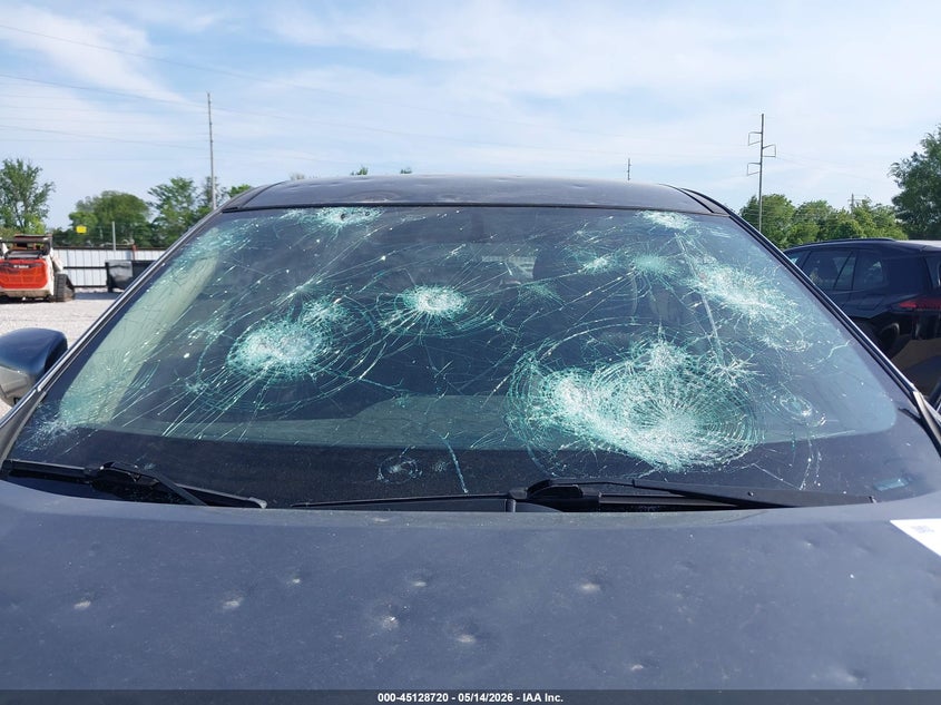 2017 Nissan Rogue VIN JN8AT2MV6HW026614 IAAI salvage auction — HAIL, Clear (Missouri), sold $1,100 on 2026-07-20 (photo 6)