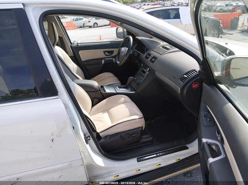 2012 Volvo Xc90 VIN YV4952CT9C1615183 IAAI salvage auction — RIGHT REAR, Salvage (Kentucky), sold $325 on 2026-07-29 (photo 5)