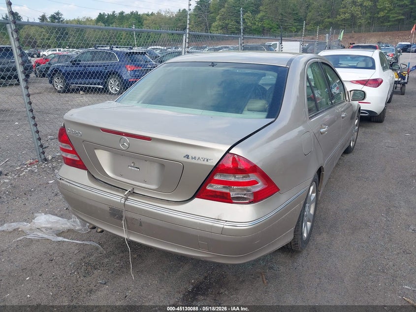 2005 Mercedes-benz C class VIN WDBRF84J75F615428 IAAI salvage auction — REAR END, Salvage (New Jersey), sold $400 on 2026-08-14 (photo 4)