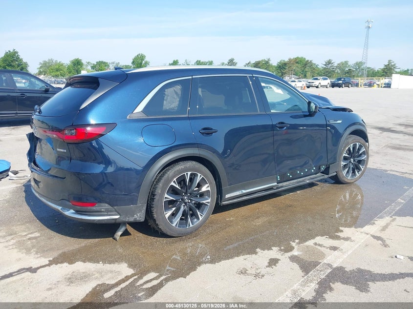 2025 Mazda Cx-90 VIN JM3KKEHA0S1257564 IAAI salvage auction — FRONT & REAR, Salvage (Indiana), sold $4,750 on 2026-07-17 (photo 4)