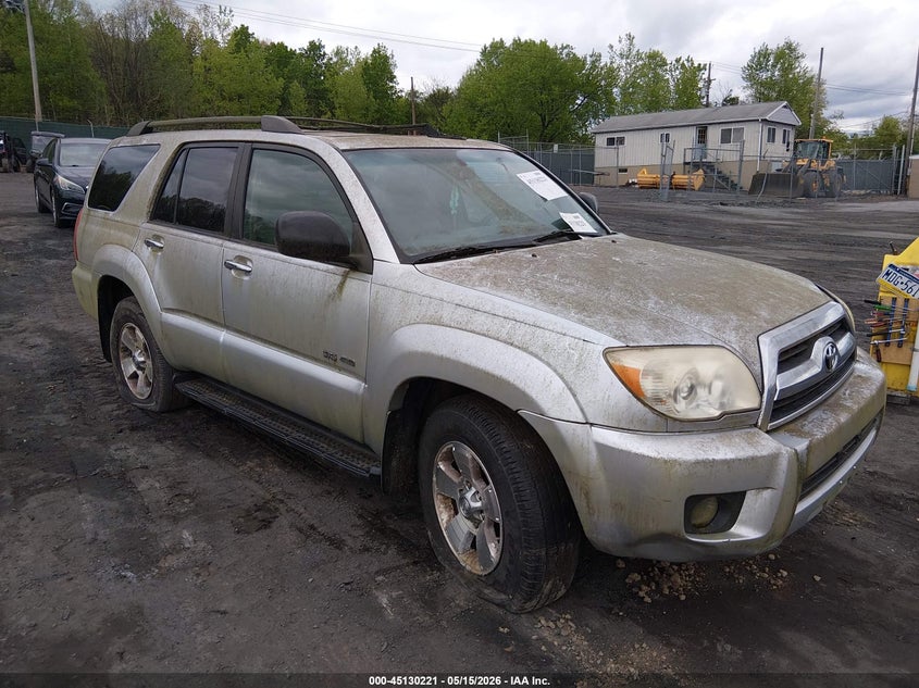 2008 Toyota 4runner VIN JTEBU14R08K015413 IAAI salvage auction — NORMAL WEAR, Clear (Pennsylvania), sold $3,200 on 2026-07-07 (photo 1)