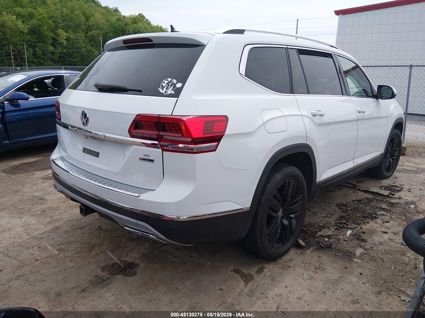 2019 Volkswagen Atlas VIN 1V2NR2CA1KC620187 IAAI salvage auction — SIDE, Salvage (West Virginia), sold $3,650 on 2026-07-17 (photo 4)