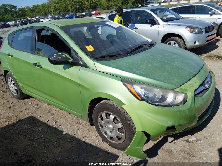 2013 Hyundai Accent VIN KMHCT5AE4DU103072 IAAI salvage auction — RIGHT FRONT, Clear (Tennessee), sold $300 on 2026-07-09 (photo 1)