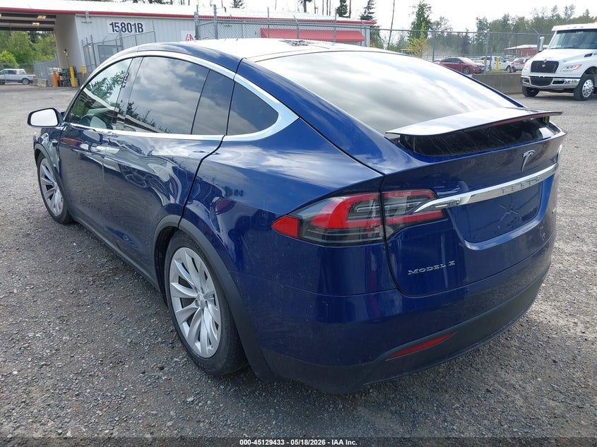 2018 Tesla Model x VIN 5YJXCDE2XJF142415 IAAI salvage auction — RIGHT FRONT, Bill Of Sale (Washington), sold $4,350 on 2026-07-09 (photo 3)