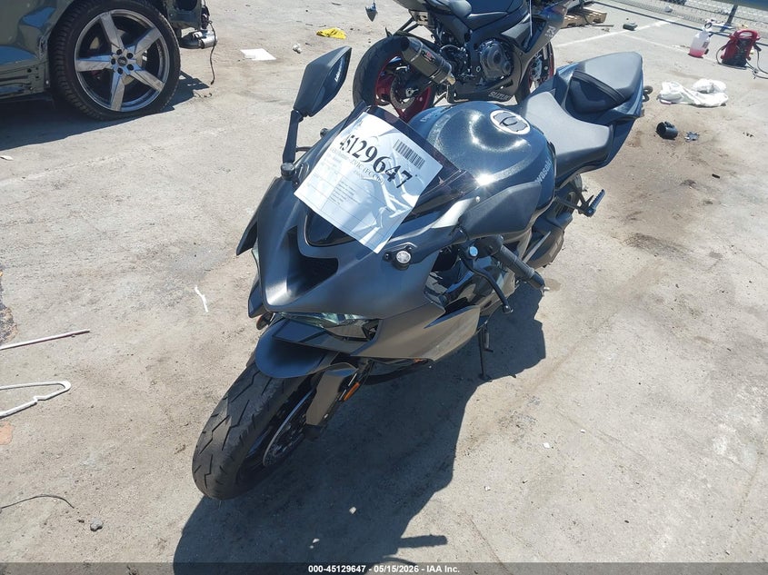 2026 Kawasaki Zx VIN JKBZXJJ15TA045276 IAAI salvage auction — SIDE, Salvage (Idaho), sold $5,300 on 2026-07-07 (photo 2)