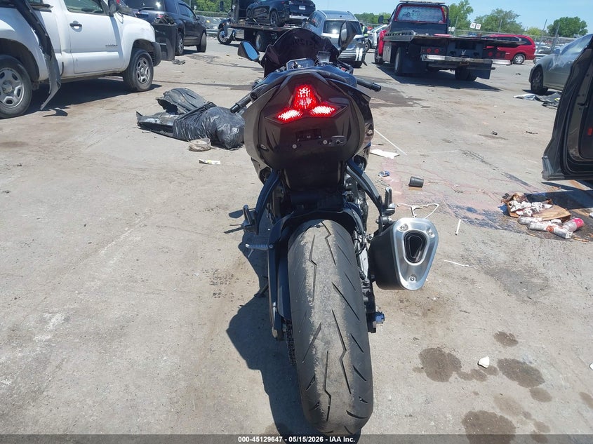2026 Kawasaki Zx VIN JKBZXJJ15TA045276 IAAI salvage auction — SIDE, Salvage (Idaho), sold $5,300 on 2026-07-07 (photo 6)