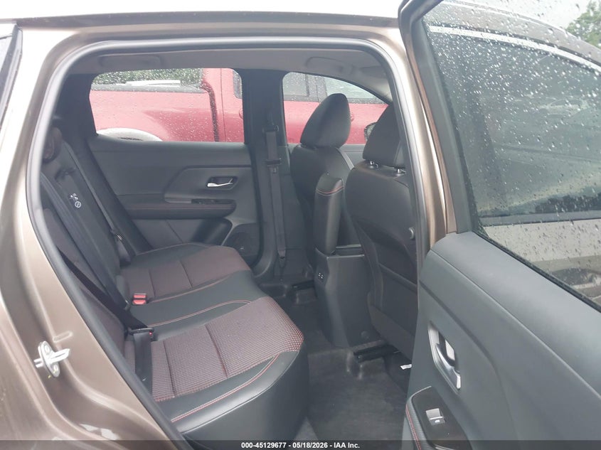 2025 Nissan Kicks VIN 3N8AP6DB4SL335786 IAAI salvage auction — HAIL, Salvage (Kansas), sold $7,100 on 2026-08-19 (photo 8)