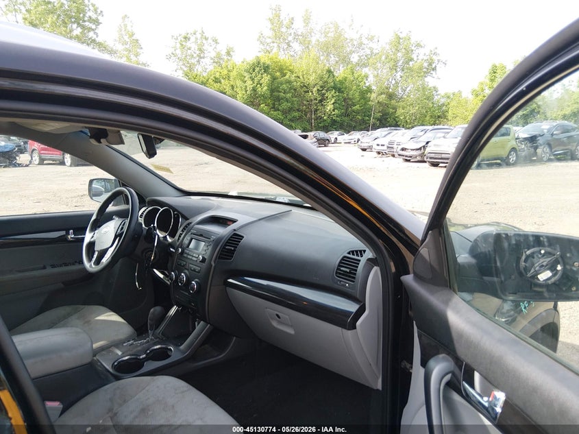 2011 Kia Sorento VIN 5XYKT4A14BG133761 IAAI salvage auction — LEFT FRONT, Salvage (Ohio), sold $700 on 2026-07-10 (photo 5)