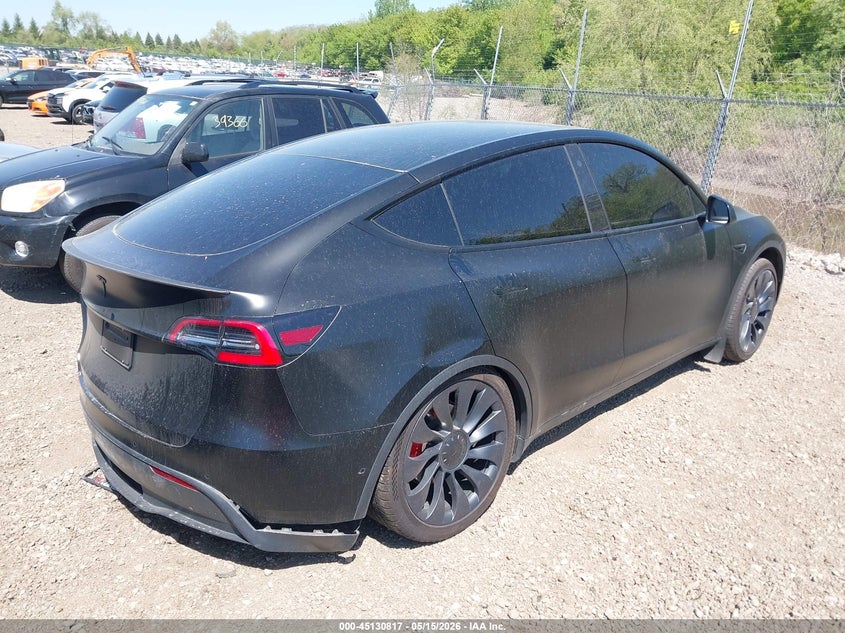 2021 Tesla Model y VIN 5YJYGDEF5MF133959 IAAI salvage auction — LEFT REAR, Salvage (Illinois), sold $12,750 on 2026-07-16 (photo 4)