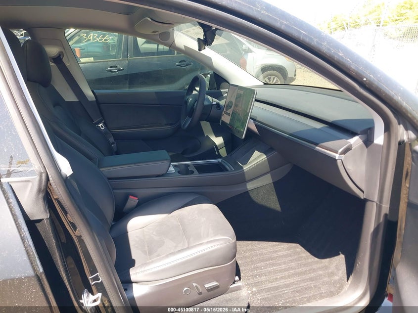 2021 Tesla Model y VIN 5YJYGDEF5MF133959 IAAI salvage auction — LEFT REAR, Salvage (Illinois), sold $12,750 on 2026-07-16 (photo 5)