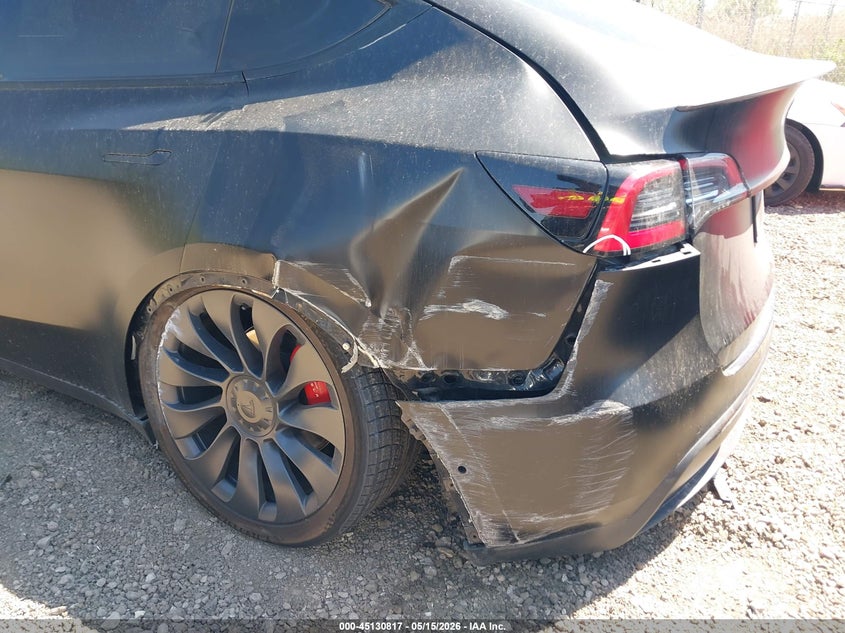 2021 Tesla Model y VIN 5YJYGDEF5MF133959 IAAI salvage auction — LEFT REAR, Salvage (Illinois), sold $12,750 on 2026-07-16 (photo 6)