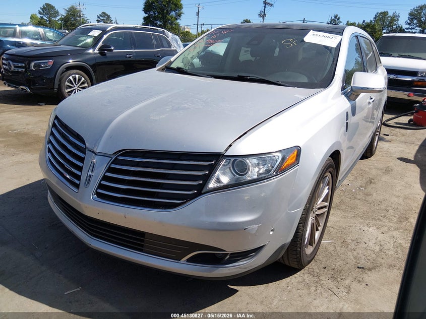 2019 Lincoln Mkt VIN 2LMHJ5AT2KBL02896 IAAI salvage auction — REAR END, Salvage (North Carolina), sold $1,200 on 2026-07-20 (photo 2)
