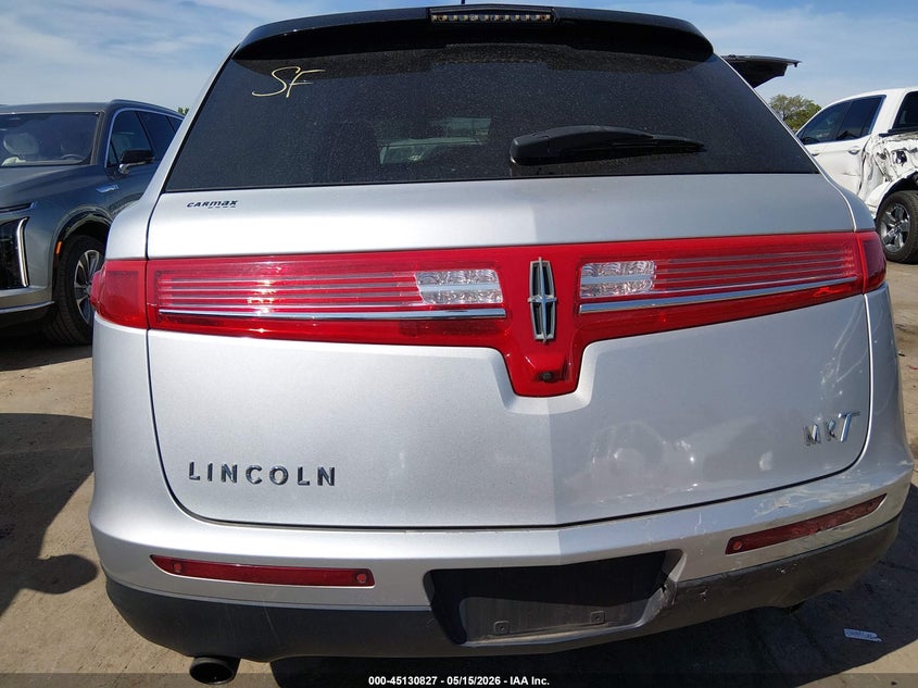 2019 Lincoln Mkt VIN 2LMHJ5AT2KBL02896 IAAI salvage auction — REAR END, Salvage (North Carolina), sold $1,200 on 2026-07-21 (photo 6)