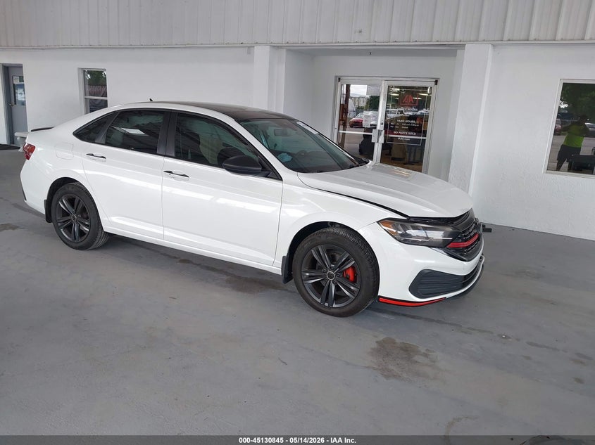 2024 Volkswagen Jetta VIN 3VW7M7BU8RM077380 IAAI salvage auction — FRONT END, Rebuildable (Florida), sold $7,975 on 2026-07-24 (photo 1)