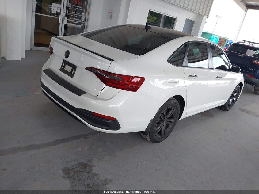 2024 Volkswagen Jetta VIN 3VW7M7BU8RM077380 IAAI salvage auction — FRONT END, Rebuildable (Florida), sold $7,975 on 2026-07-24 (photo 4)