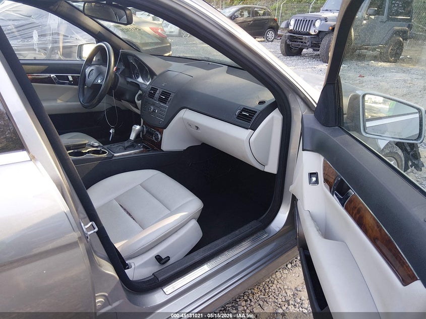 2010 Mercedes-benz C class VIN WDDGF5EB1AR106335 IAAI salvage auction — RIGHT FRONT, Salvage (South Carolina), sold $625 on 2026-07-14 (photo 5)
