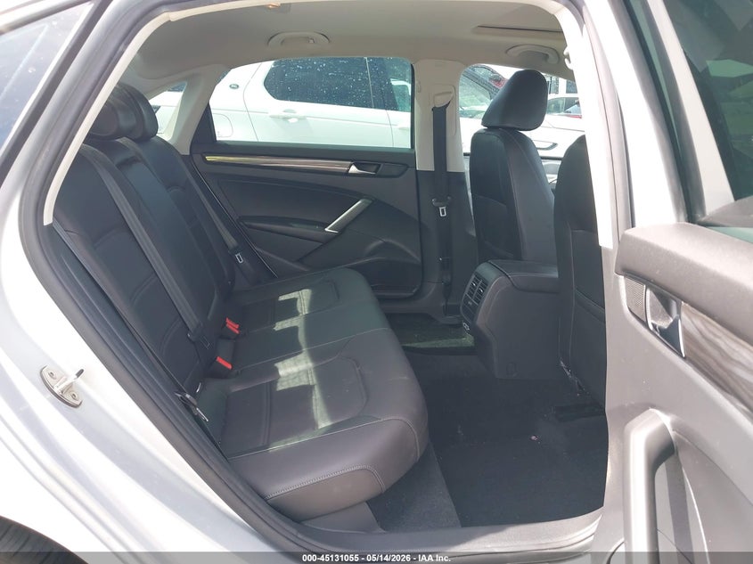 2020 Volkswagen Passat VIN 1VWMA7A37LC016874 IAAI salvage auction — FRONT END, Original (Texas), sold $1,800 on 2026-07-30 (photo 8)