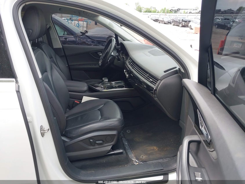 2018 Audi Q7 VIN WA1LAAF7XJD004162 IAAI salvage auction — LEFT SIDE, Salvage (Georgia), sold $7,400 on 2026-07-29 (photo 5)