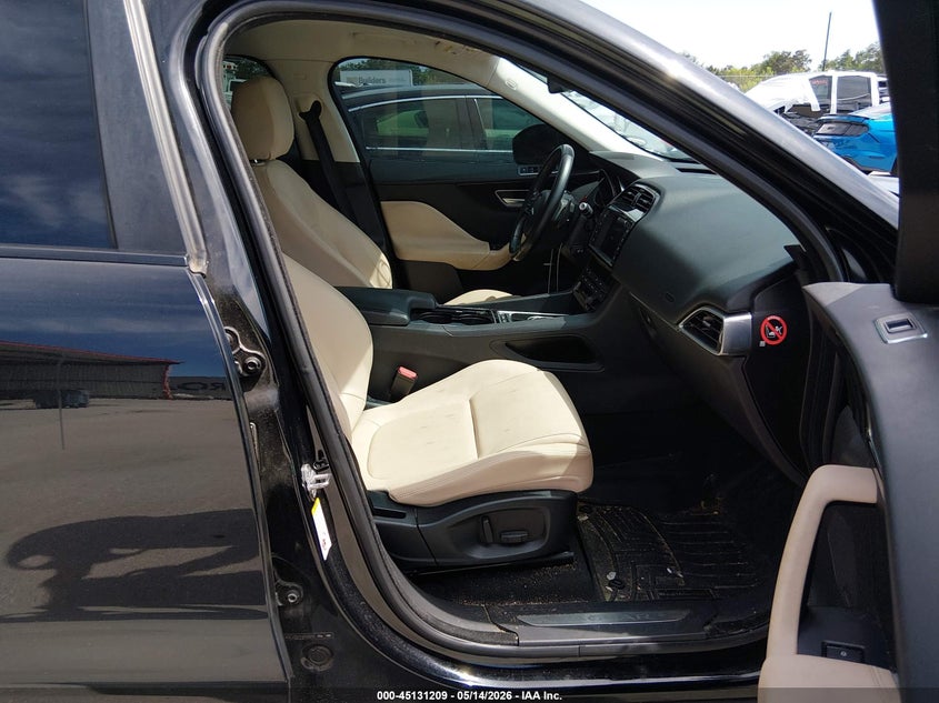2017 Jaguar F-pace VIN SADCJ2BV1HA058255 IAAI salvage auction — FRONT END, Original (Texas), sold $3,100 on 2026-07-09 (photo 5)