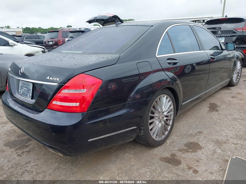 2010 Mercedes-benz S class VIN WDDNG8GB2AA319649 IAAI salvage auction — FRONT END, Clear (Oklahoma), sold $975 on 2026-08-19 (photo 4)