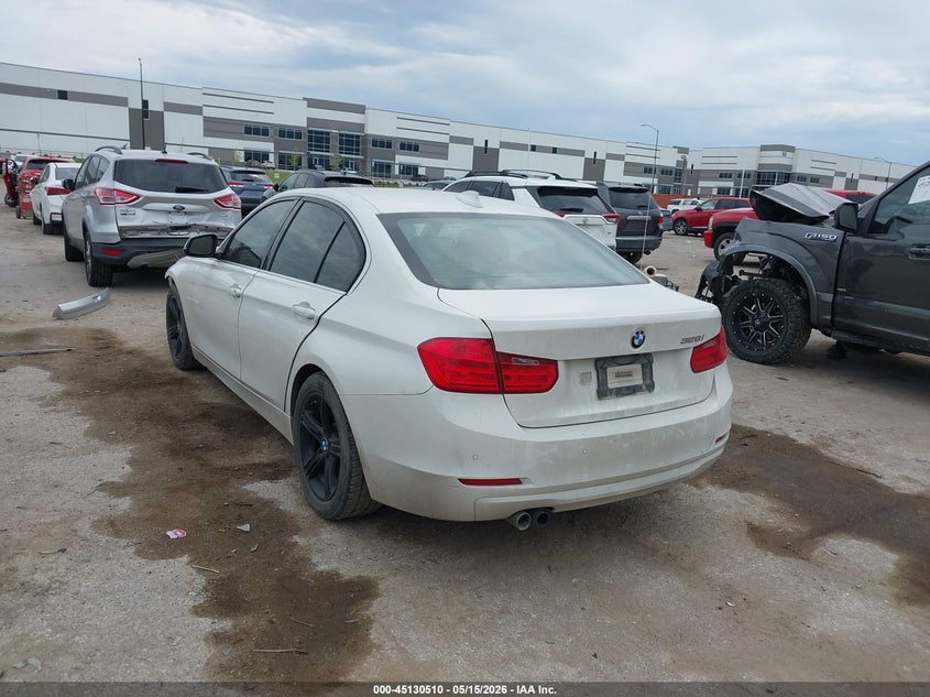2015 BMW 3er VIN WBA3A5G57FNP34264 IAAI salvage auction — FRONT END, Original (Texas), sold $875 on 2026-07-07 (photo 3)