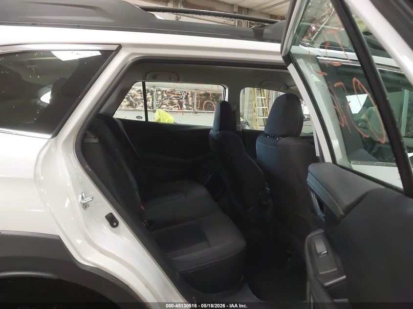 2025 Subaru Outback VIN 4S4BTAAC1S3299249 IAAI salvage auction — SIDE, Salvage (Maine), sold $8,100 on 2026-08-24 (photo 8)