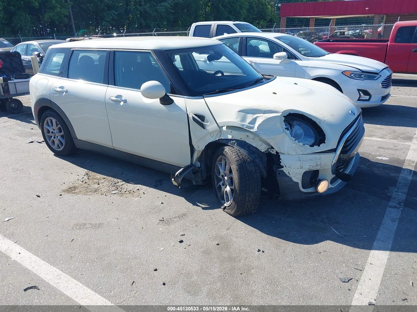 2017 Mini Clubman VIN WMWLN5C39H2E33463 — IAAI salvage auction photo