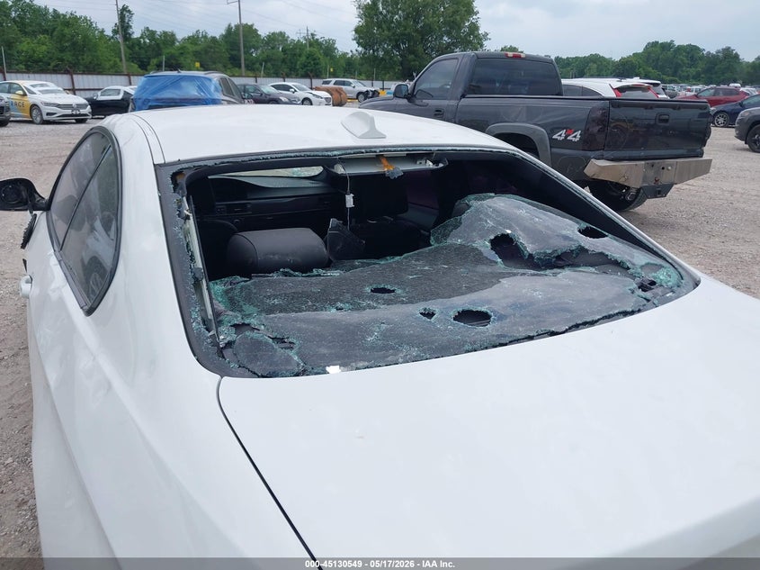 2013 BMW 3er VIN WBAKG7C55DJ437994 IAAI salvage auction — HAIL, Clear (Missouri), sold $5,000 on 2026-08-03 (photo 6)
