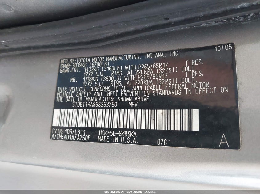 2006 Toyota Sequoia VIN 5TDBT44A86S263790 IAAI salvage auction — NORMAL WEAR, Clear (Illinois), sold $950 on 2026-07-15 (photo 9)