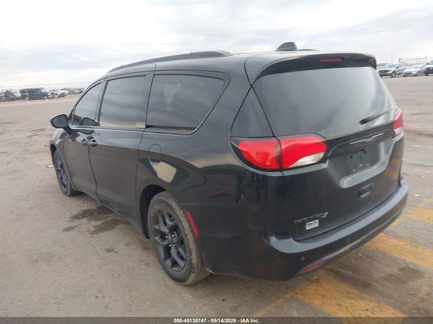 2019 Chrysler Pacifica VIN 2C4RC1BGXKR630499 IAAI salvage auction — HAIL, Regular (South Dakota), sold $4,025 on 2026-08-18 (photo 3)