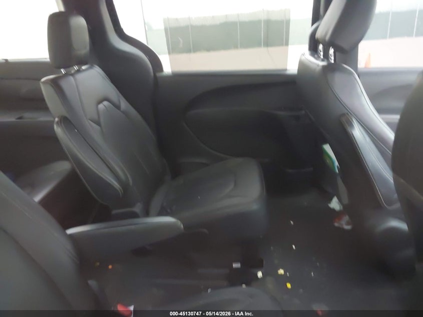2019 Chrysler Pacifica VIN 2C4RC1BGXKR630499 IAAI salvage auction — HAIL, Regular (South Dakota), sold $4,025 on 2026-08-18 (photo 8)