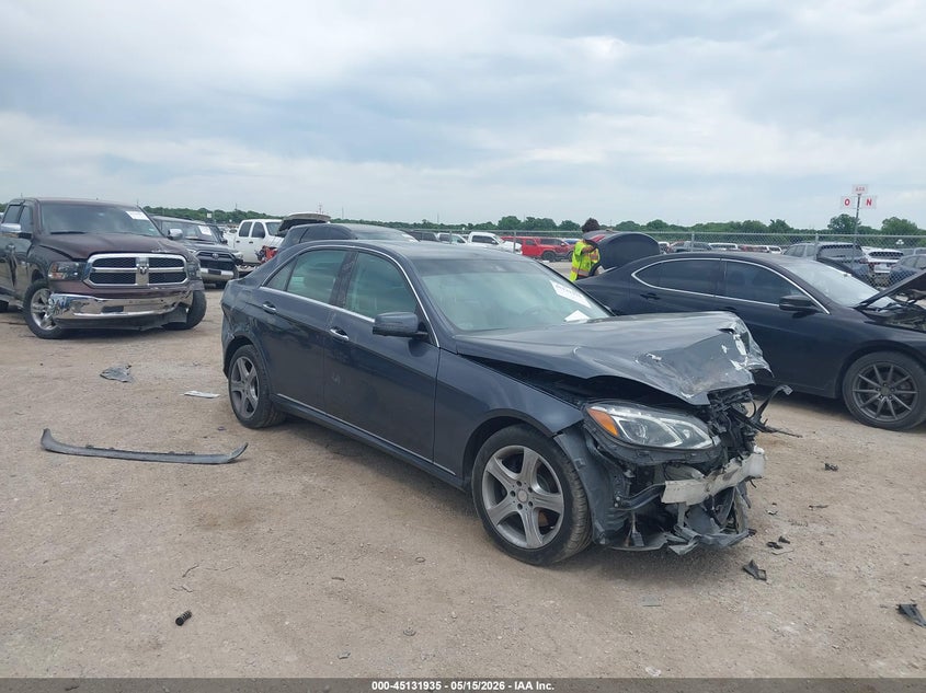 2014 Mercedes-benz E-klasse VIN WDDHF5KB8EA832982 IAAI salvage auction — FRONT END, Salvage (Texas), sold $975 on 2026-07-28 (photo 1)