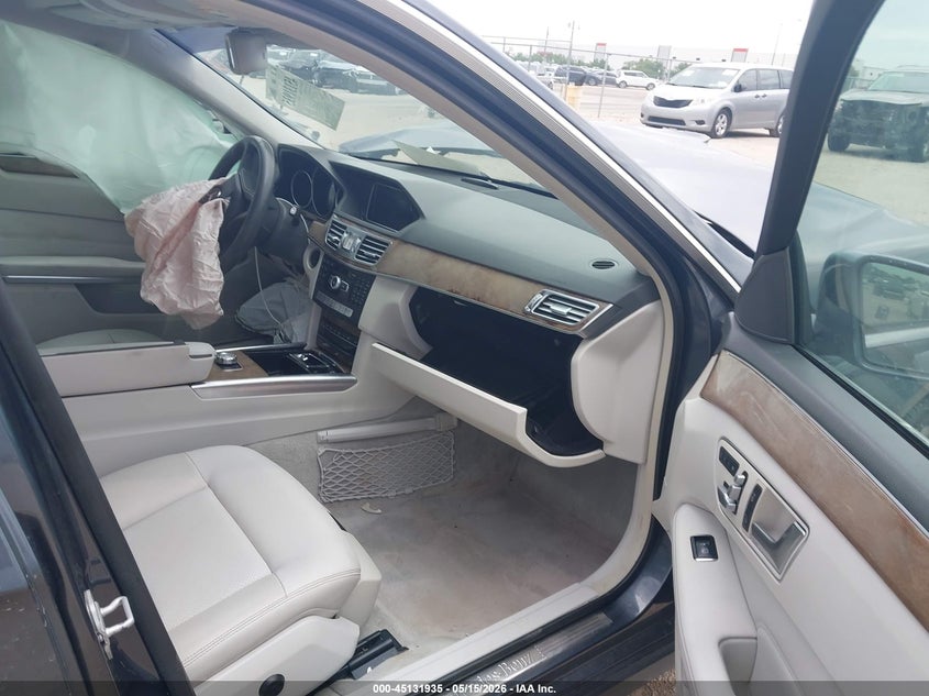 2014 Mercedes-benz E-klasse VIN WDDHF5KB8EA832982 IAAI salvage auction — FRONT END, Salvage (Texas), sold $975 on 2026-07-28 (photo 5)