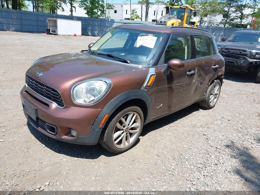2014 Mini Countryman VIN WMWZC5C59EWP41719 IAAI salvage auction — LEFT SIDE, Salvage Title, sold $1,300 on 2026-08-05 (photo 2)