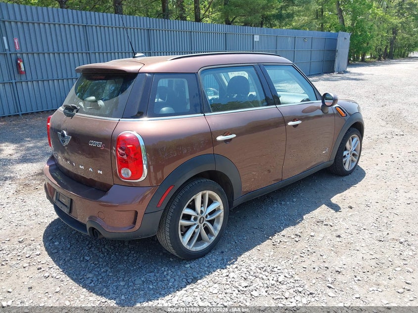 2014 Mini Countryman VIN WMWZC5C59EWP41719 IAAI salvage auction — LEFT SIDE, Salvage Title, sold $1,300 on 2026-08-05 (photo 4)