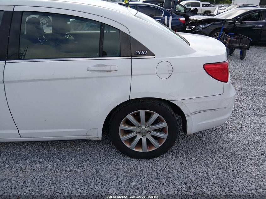 2012 Chrysler 200 VIN 1C3CCBAB4CN135364 IAAI salvage auction — LEFT REAR, Salvage (Alabama), sold $225 on 2026-07-09 (photo 6)