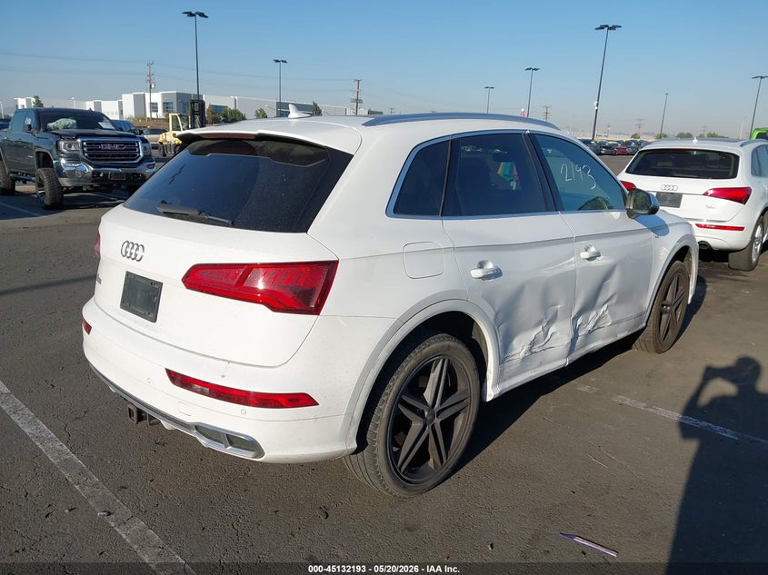 2018 Audi Sq5 VIN WA1A4AFYXJ2156932 IAAI salvage auction — RIGHT SIDE, Salvage Title, sold $7,100 on 2026-07-31 (photo 4)