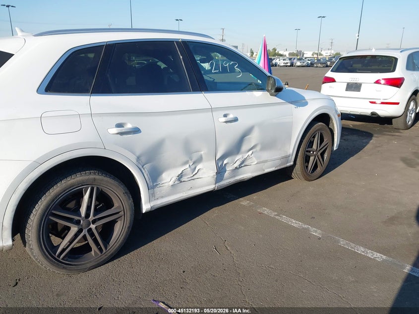2018 Audi Sq5 VIN WA1A4AFYXJ2156932 IAAI salvage auction — RIGHT SIDE, Salvage Title, sold $7,100 on 2026-07-31 (photo 6)