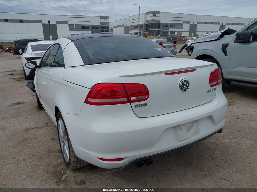 2014 Volkswagen Eos VIN WVWBW8AH1EV000979 IAAI salvage auction — FRONT END, Salvage (Texas), sold $925 on 2026-07-07 (photo 3)