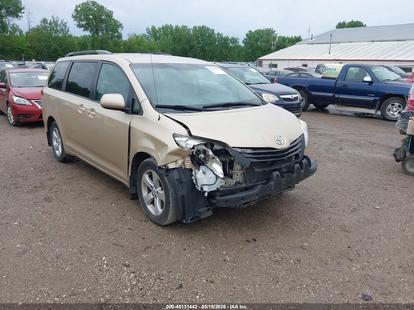 2013 Toyota Sienna VIN 5TDKK3DC2DS400542 IAAI salvage auction — FRONT END, Salvage (Missouri), sold $875 on 2026-07-06 (photo 1)