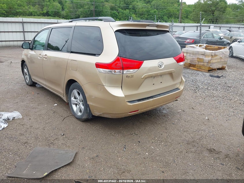 2013 Toyota Sienna VIN 5TDKK3DC2DS400542 IAAI salvage auction — FRONT END, Salvage (Missouri), sold $875 on 2026-07-06 (photo 3)